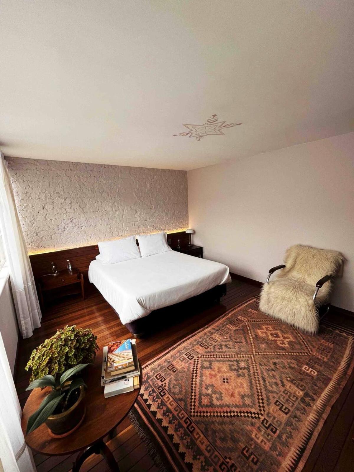 Casa Lelyte Bed & Breakfast Bogotá Dış mekan fotoğraf